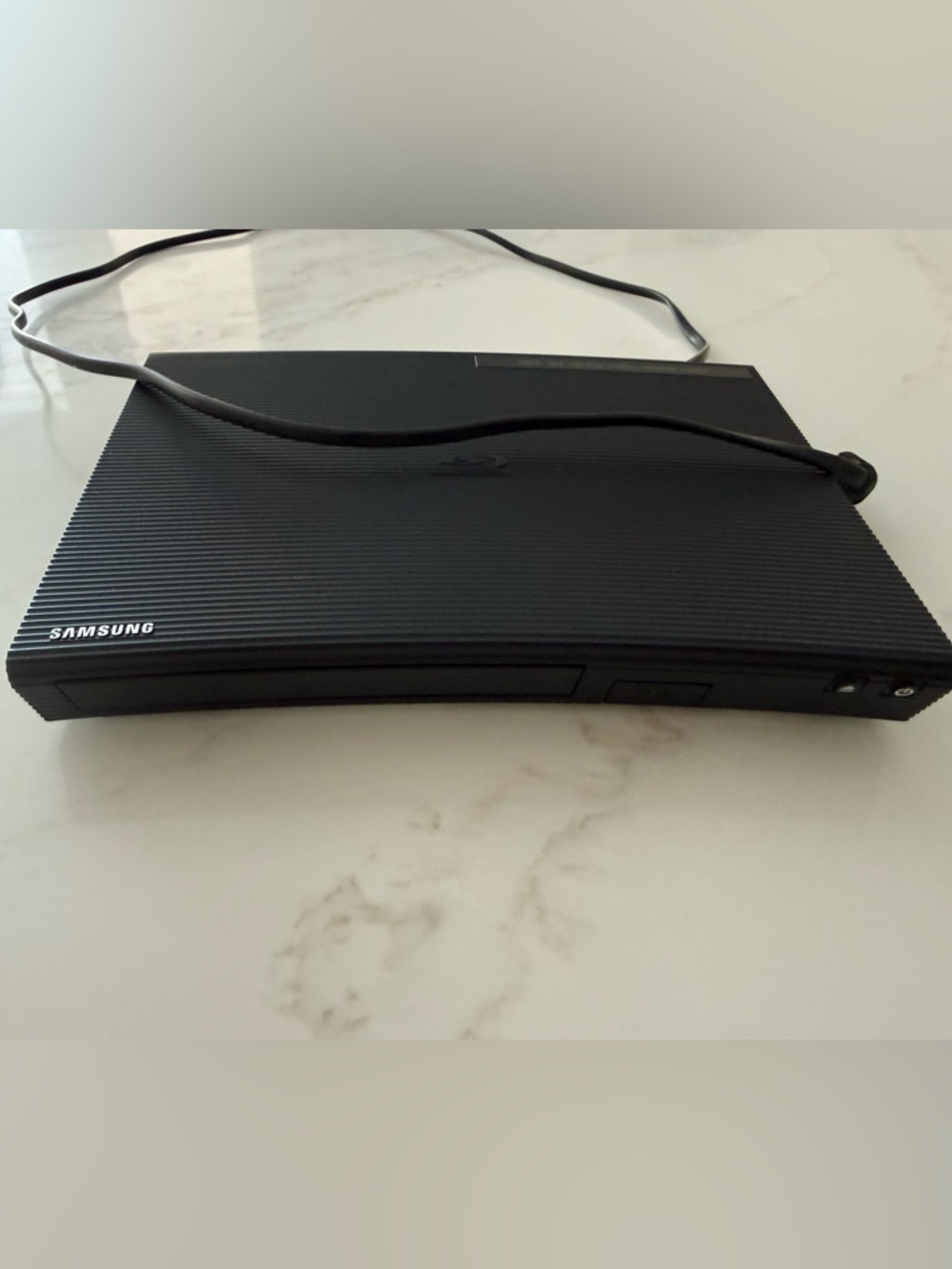 Samsung BD-J5100 Smart Curved Blu-ray Disc DVD Player